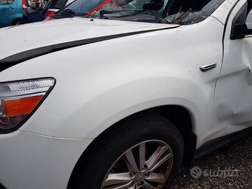 Parafango sinistro Mitsubishi Asx 2012