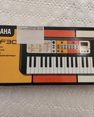 pianola tastiera digitale Yamaha PSS-F30