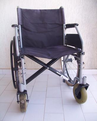 Sedia a rotelle - Carrozzella richiudibile XL