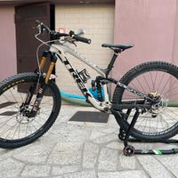 Trek Slash 9.7 2018  15.5 leggere la descrizione!!