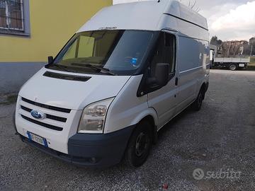 ford transit furgonato 2010