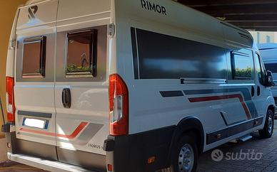 Camper furgonato puro van camperizzato 6.800 km