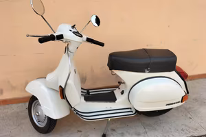vespa PX200E