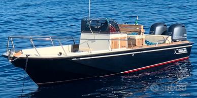 BOSTON WHALER OUTRAGE 22 - Refitting