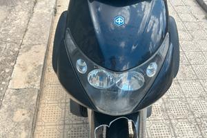 Blocco motote-progetto rinnovo