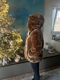 Pelliccia sintetica marrone