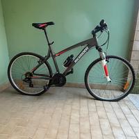 Mountain bike Rockrider