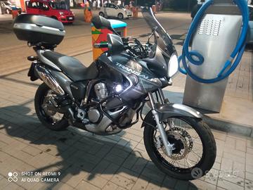  Honda Transalp 700 anno 2009 
