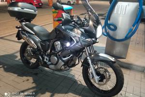  Honda Transalp 700 anno 2009 