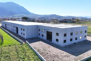 Capannone su 7000mq di terreno