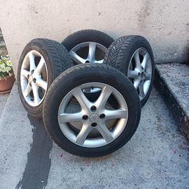Gomme Invernali + CERCHI IN LEGA 175/65 R15 84H