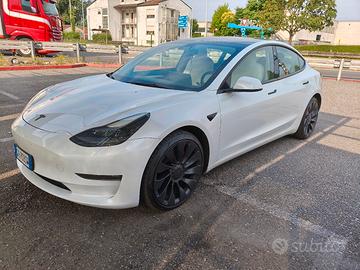 Tela Model 3 Performance usato certificato 