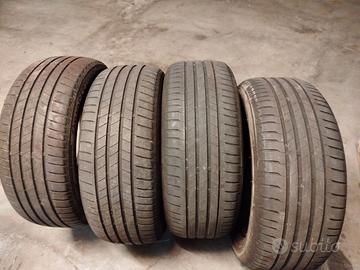 4 Pneumatici usati Bridgestone 205/55 R16