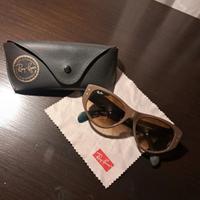 occhiali da sole 