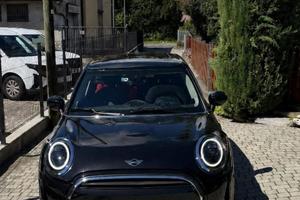 Mini Cooper Essential 5p