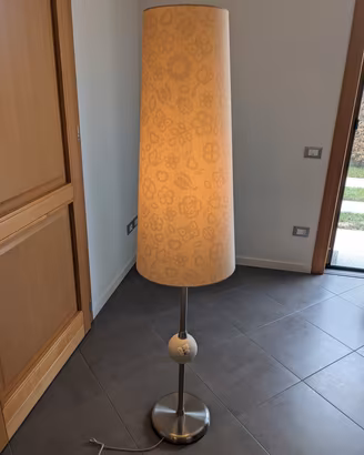 Lampada da terra Thun con farfalla, funzionante