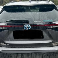 Toyota Yaris Cross Posteriore Completo