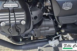 Moto Guzzi - V7 - Stone