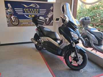 Yamaha X-Max 250