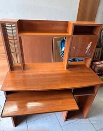 Scrivania Studio per Cameretta