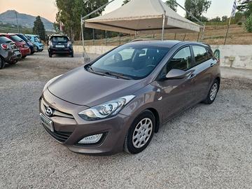 Hyundai i30 1.4 CRDi 5p. 90 CV