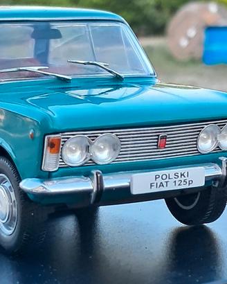 Polski Fiat 125p modellino auto 1/24 diecast 1970)