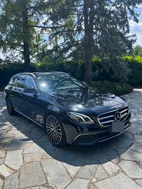 MERCEDES BENZ E 200D SW
