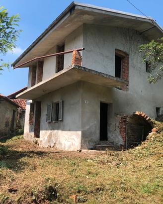 Villetta da ristrutturare
