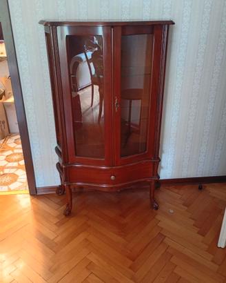 Credenza vetrina