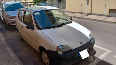 Fiat 600 anno 2005