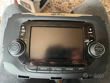 Monitor Radio CD Alfaromeo Giulietta