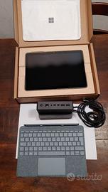 Microsoft Surface Go 4+ TypeCover+ Docking Station