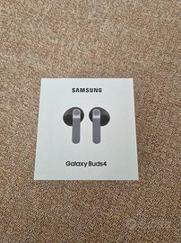Samsung Galaxy buds 4 nere 