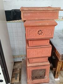 Stufa multilivello in terracotta
