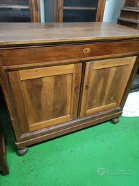 Mobile credenza