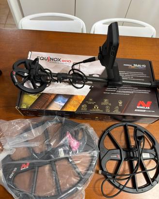 Metal detector Minelab Equinox 900