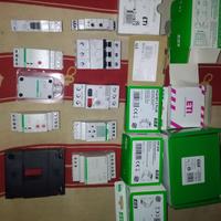 9 pezzi MISTI per quadri elettrici NUOVI