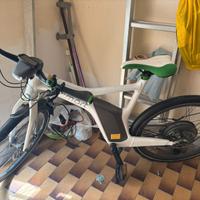 bici elettrica Bsmart ebike BY Mercedes Benz