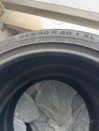 Gomme Continental 255/40 R 20 V XL usate