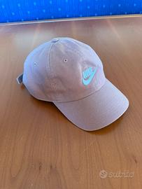Cappellino Nike rosa salmone nuovo