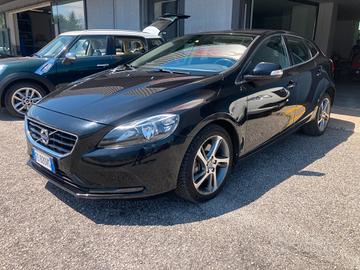 Volvo V40 D2 Geartronic Kinetic