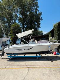 Motoscafo open Schizzo 565 con Suzuki 40 cv