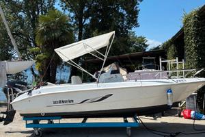 Motoscafo open Schizzo 565 con Suzuki 40 cv
