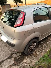 Fiat Punto Evo 1.4 5p. Dynamic
Natural Power