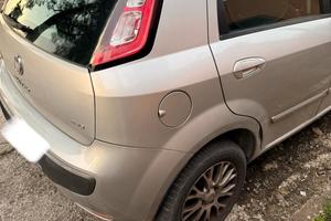 Fiat Punto Evo 1.4 5p. Dynamic
Natural Power