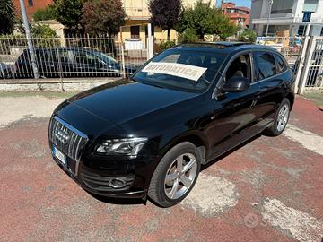 Audi Q5 Autom. 2.0 TDI QUATTRO S-Line **PRONTA CON