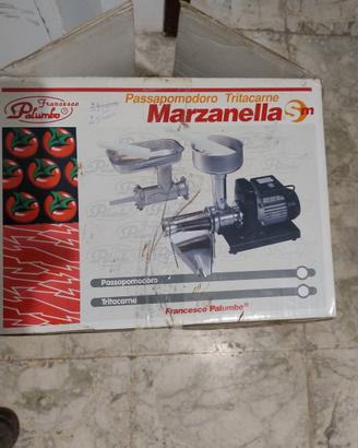 Passa pomodoro Marzanella