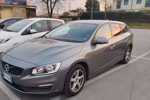 Volvo V60 D2  120Cv Cambio Automatico