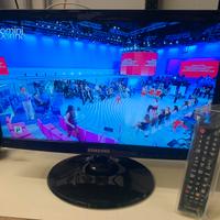 Tv 19 pollici samsung , vari ingressi