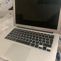 MacBook Air 13” 2017 non funzionante.Descrizione